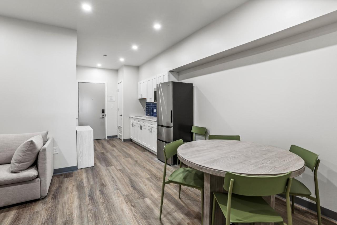 Seaport Suites Вайлдвуд Экстерьер фото